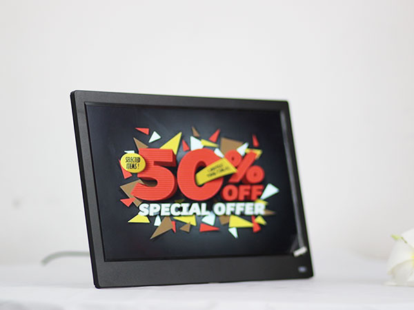 màn hình quảng cáo LCD dạng để bàn