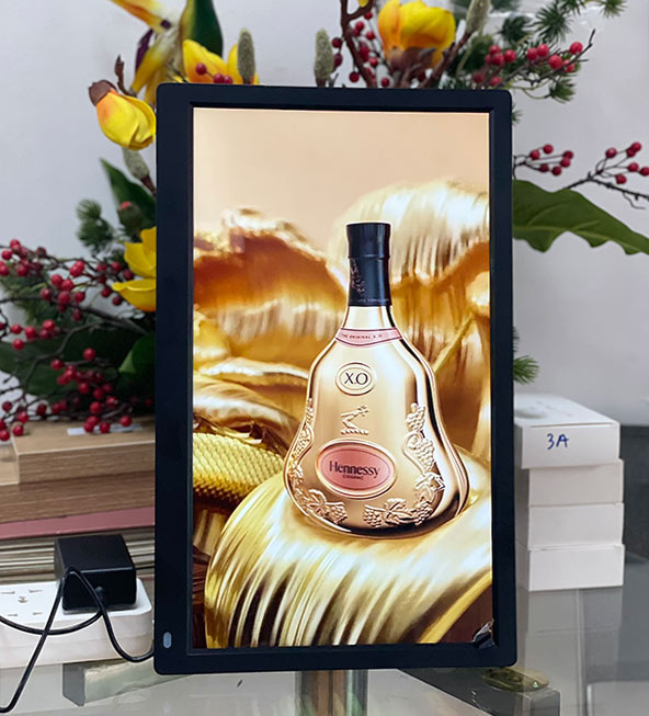 màn hình quảng cáo lcd để bàn 17 inches