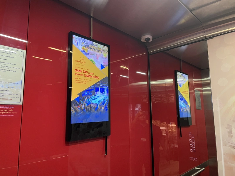 Màn hình quảng cáo LCD 27 inches treo thang máy