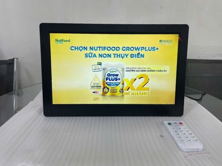 màn hình quảng cáo LCD 13inch TÂN HẢI THÁI 2025