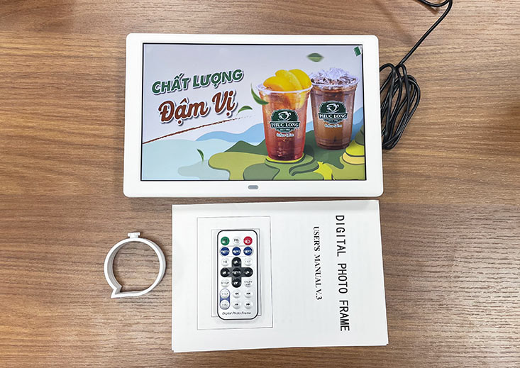 màn hình quảng cáo LCD 10inch để bàn