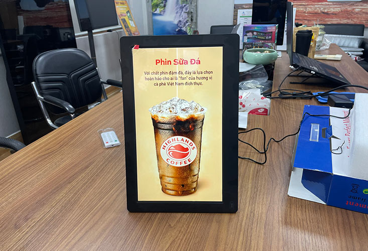 màn hình quảng cáo LCD 13inch để bàn