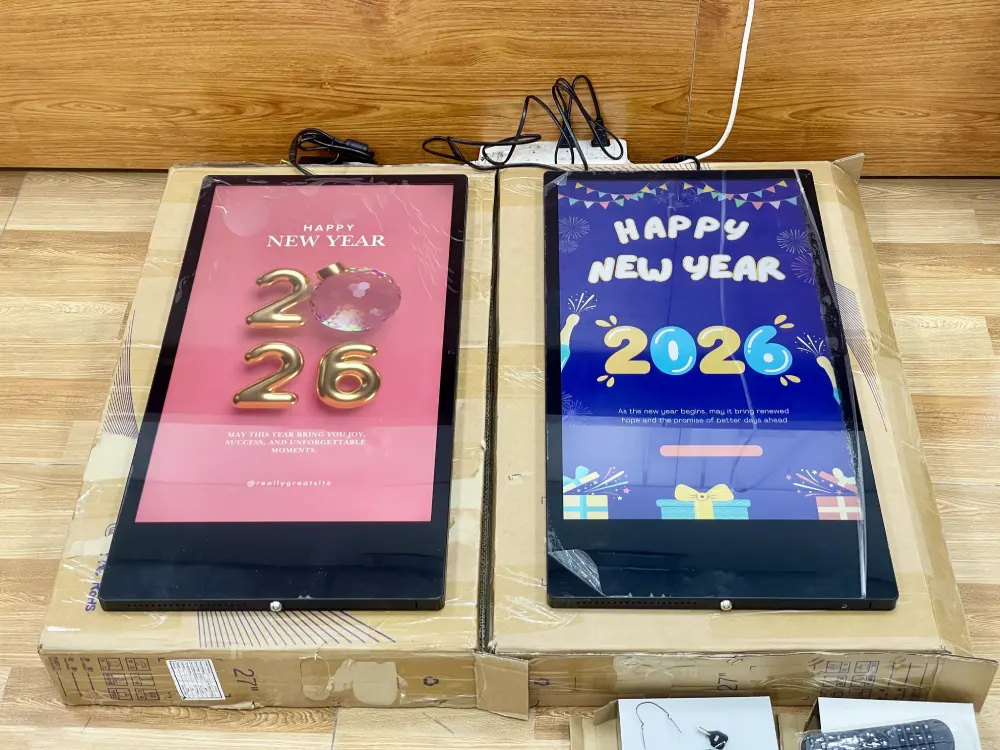 Màn hình quảng cáo LCD 27inch treo thang máy năm 2026