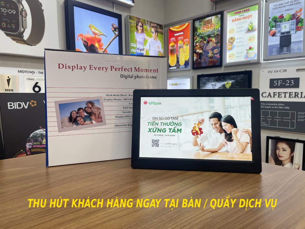 ưu điểm của màn hình quảng cáo LCD 13inch để bàn dễ tiếp cận khách hàng