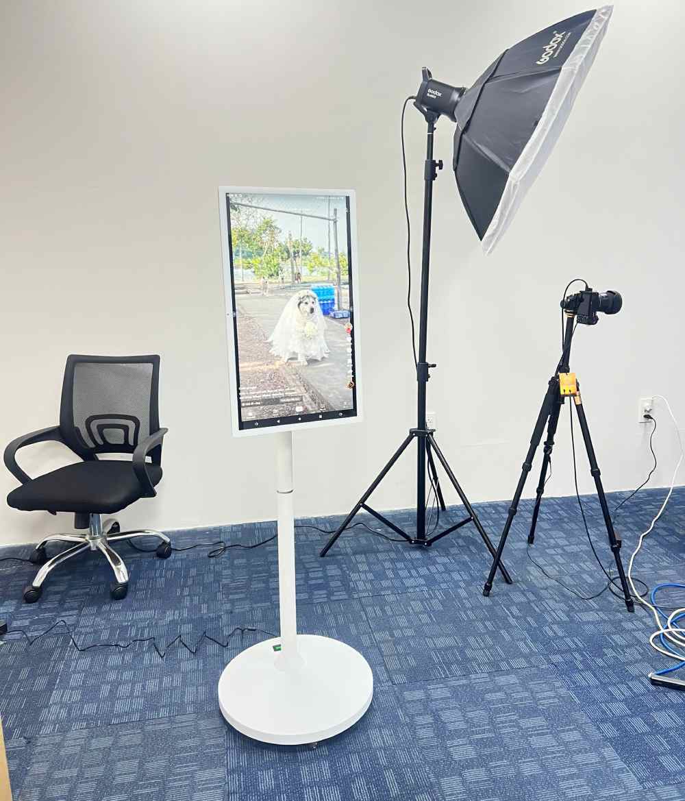 màn hình di động thông minh 27inch của Tân Hải Thái