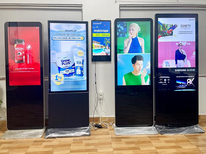 Màn Hình Quảng Cáo LCD Chân Đứng 49''