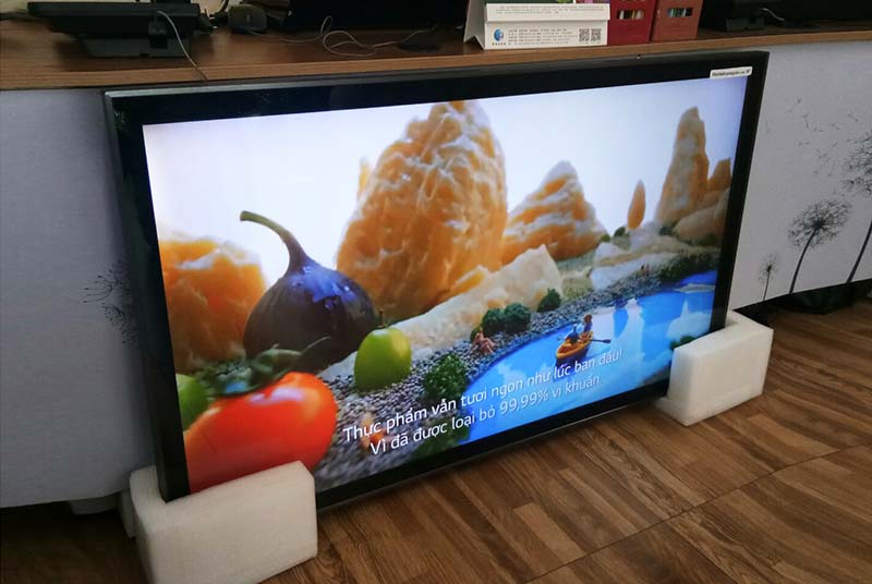 Màn Hình Quảng Cáo LCD Treo Tường 49"